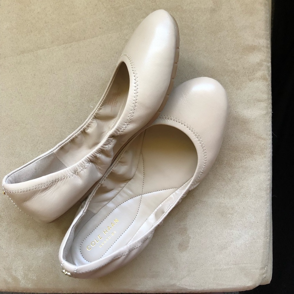Nude Cole Haan Comfort Ballet Flats Size 7.5W